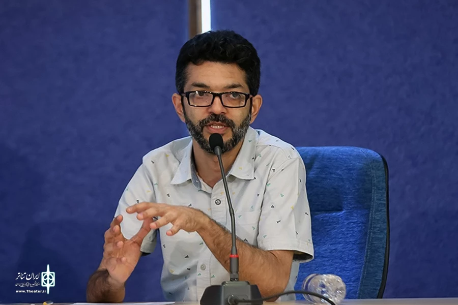 گفت‌وگو با «حامد زحمتکش»، نویسنده و کارگردان نمایش «شهر طلا» 2