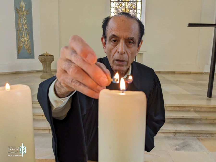«زنی با عینک تیره» در آلمان اجرا شد 2