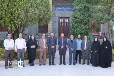 بازدید مدیرر کل هنرهای نمایشی از طرح تعلیم مربی خلاق در دبستان پانزدهم بهمن شهرستان بومهن