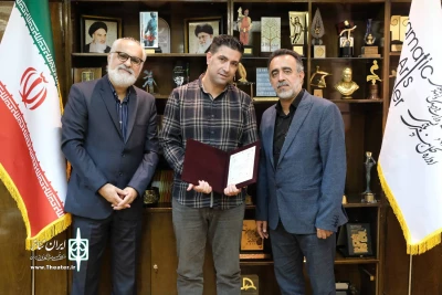 با حکم دبیر چهل‌ودومین جشنواره بین‌المللی تئاتر فجر

امین رهبر مدیر بخش رادیوتئاتر شد