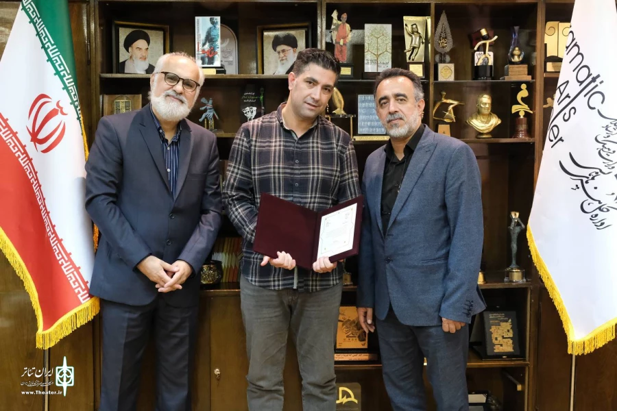 امین رهبر مدیر بخش رادیوتئاتر شد 3