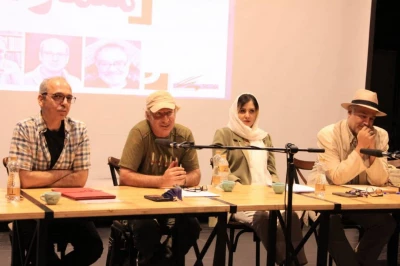 شهرام زرگر و رامین ناصرنصیر در سومین نشست «صدای نمایشنامه‌نویس» مطرح کردند

برای ما ترجمه یک نمایشنامه، با هدف اجراست نه صرفاً برای خواندن