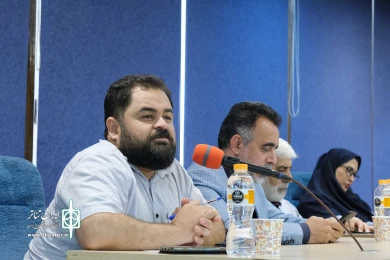 نشست هم‌اندیشی مدیرکل هنرهای نمایشی با هنرمندان عرصه تئاتر کمدی