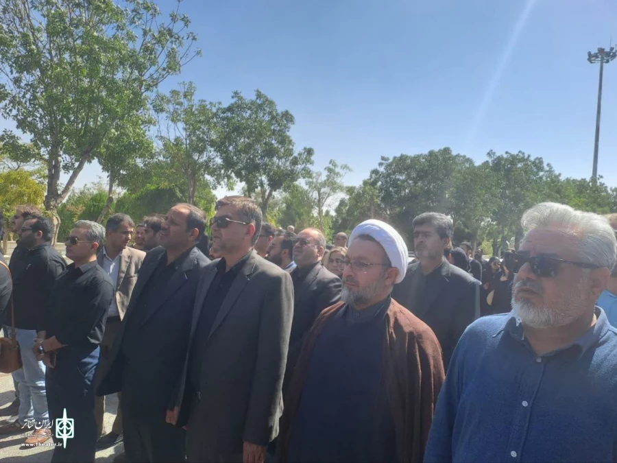 رضا یونس‌فرد هنرمند تئاتر استان مرکزی به خاک سپرده شد 2