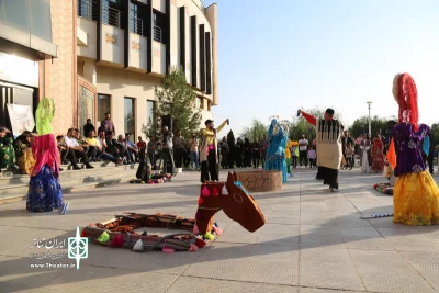 گزارشی از نخستین روز برگزاری جشنواره نمایش‌های آیینی سنتی در شهرکرد

افزایش نشاط اجتماعی با آیین‌هایی که با امید زنده‌اند