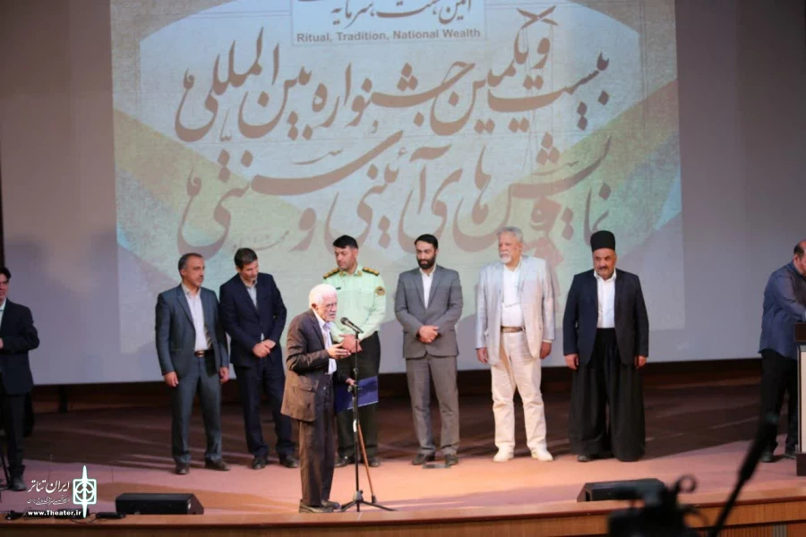 «بیژن و منیژه»؛ برگزیده مسابقه نقالی شد 6
