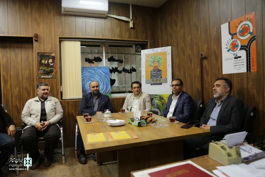 پیشنهاد برگزاری یک رویداد هنری با موضوع «چای ایرانی» در لاهیجان 2