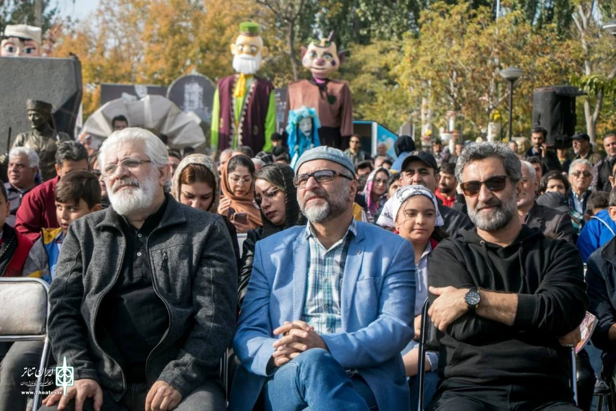 طنین زنگ آغاز ششمین جشنواره تئاتر تبریزیم در پاییز ائل‌گلی 6