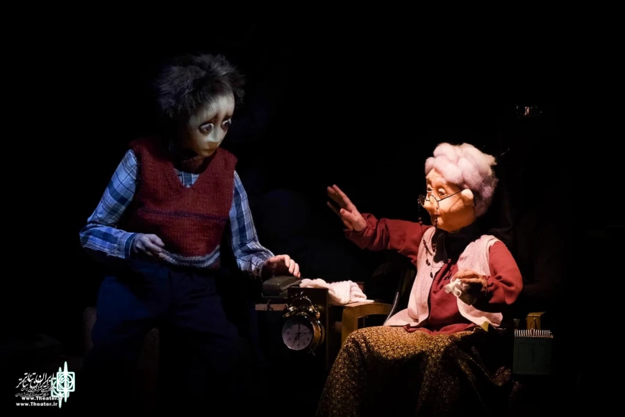 City Theater Complex to Home the puppet show "Mom"