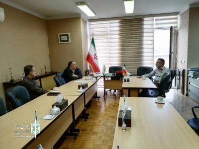 در نشست کاظم نظری با علیرضا تابش مطرح شد

تاکید بر تبادل و همکاری هنرمندان تئاتر با وزارت میراث فرهنگی، گردشگری و صنایع دستی