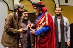 تجلیل از عوامل نمایش «بهشت در آتش» 2