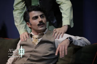 در شب پایانی نمایش

«به دنبال دروغگو» دو اجرایی شد