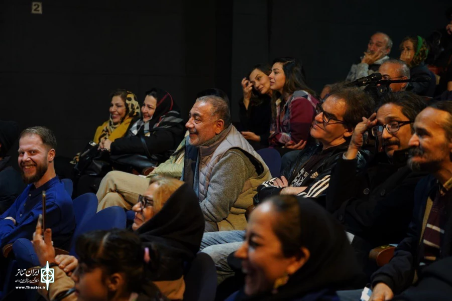گوهر خیراندیش نمایش «دشمن خدا» را افتتاح کرد 2