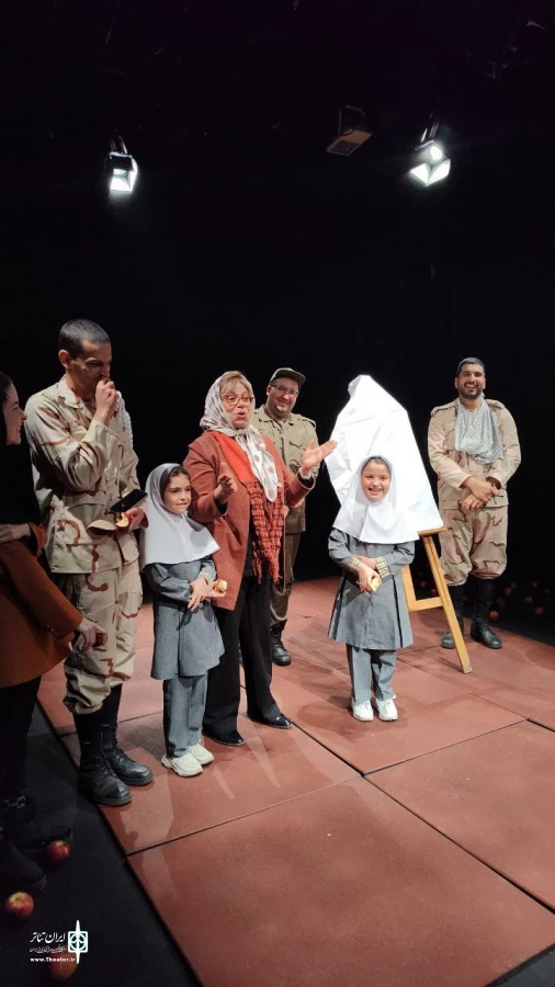 گوهر خیراندیش نمایش «دشمن خدا» را افتتاح کرد 7