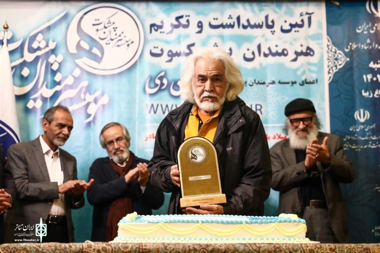 هنرمندان به‌عنوان سرمایه‌های ملی کشور هستند 2