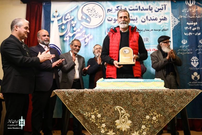هنرمندان به‌عنوان سرمایه‌های ملی کشور هستند 7
