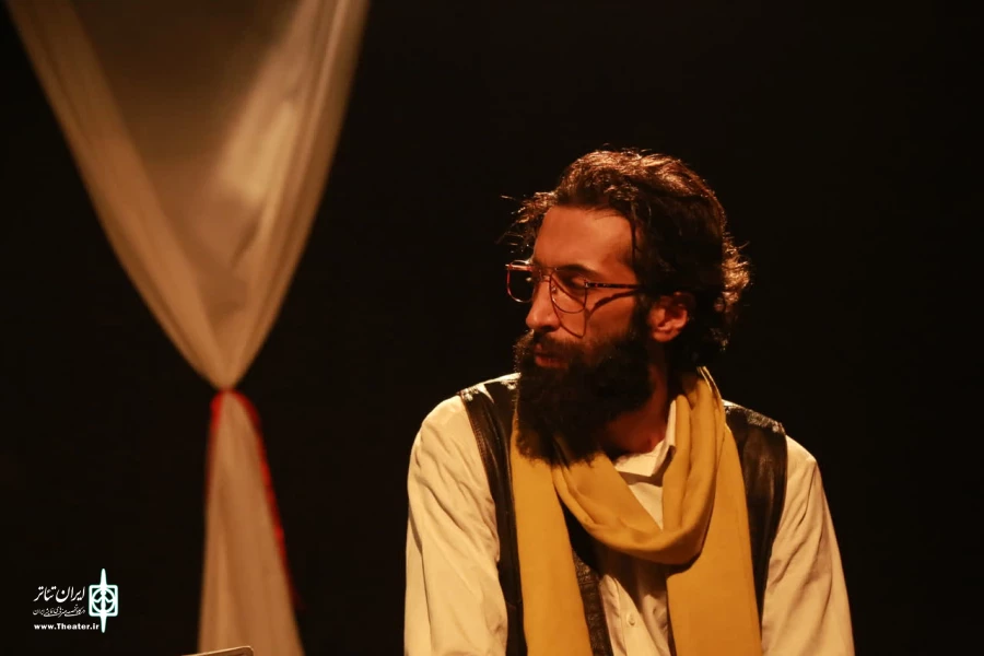 نمایش «کافه سایه» 6