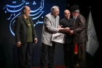 برگزیدگان چهار بخش «رادیو تئاتر»، «نمایش‌‌های تلویزیونی»، «نمایشنامه نویسی» و «پژوهش» معرفی شدند 4