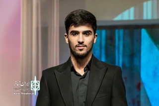 گفت‌و‌گو با کارگردان حاضر در جشنواره فجر42

پرهام خاکزاد: باید تعداد رویدادهای تئاتر دانشجویی افزایش یابد