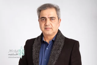 گفت‌وگو با اتابک نادری، عضو هیئت‌داوران بخش صحنه‌ای جشنواره تئاتر فجر 42

آثار در فرم و محتوا بسیار متنوع هستند