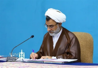 تقدیر دبیر شورای عالی انقلاب فرهنگی از وزیر فرهنگ برای برگزاری پرشور جشنواره‌های فجر