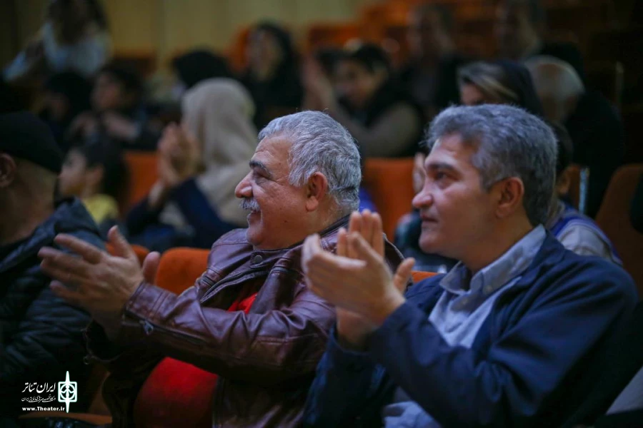 آیین افتتاح نمایش «کتابخورها» و بزرگداشت کریم اکبری مبارکه 9