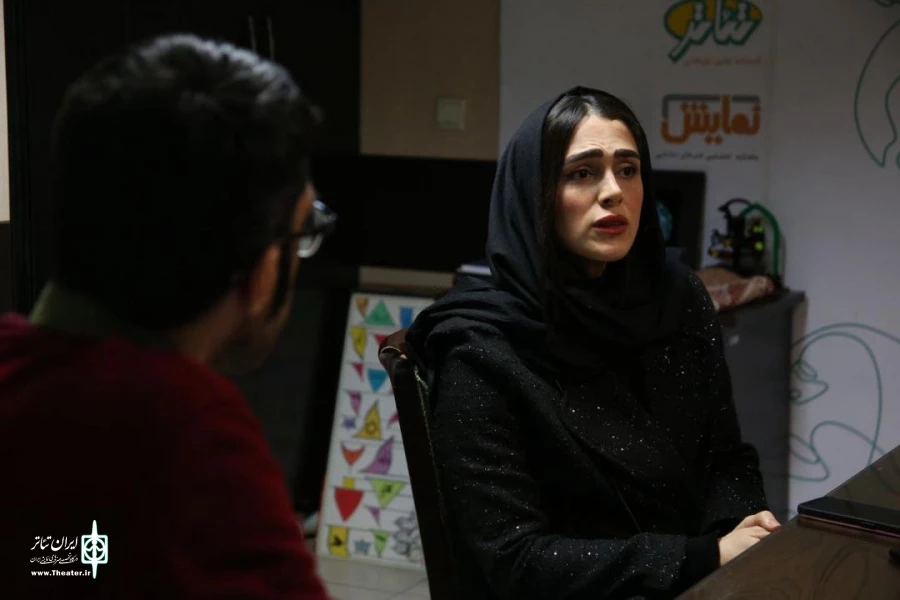 رابطه بینامتنی با جنوب در نمایشی غیربندری/اجرا حمال متن نیست 8