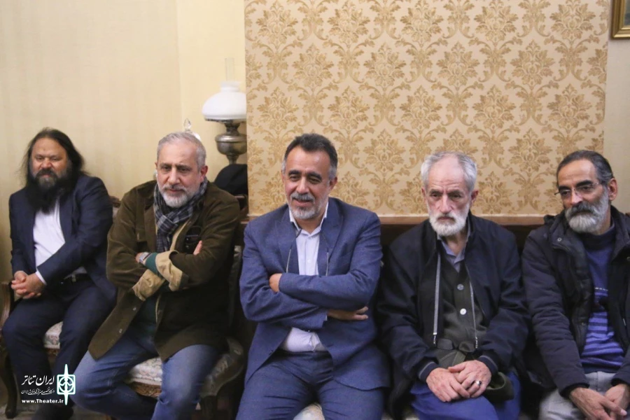 دیدار پایان سال مدیرکل هنرهای نمایشی با یک بازیگر پیشکسوت تئاتر 2