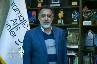 کاظم نظری از مهم ترین برنامه‌های سال جدید تئاتر کشور گفت

شورای سیاست‌گذاری تشکیل و شیوه‌نامه اجرای سالن ها تنظیم می‌شود