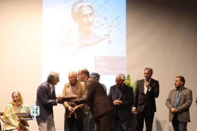 امین اشرفی در مراسم بزرگداشت بهرام شاه‌محمدلو مطرح کرد

توجه به تئاتر کودک و نوجوان در سال 1403