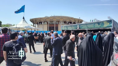 موکب «اهل هنر» در مقابل مجموعه تئاتر شهر