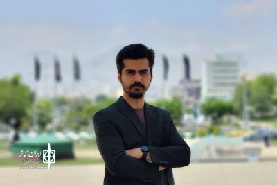 گفت‌وگو با کارگردان نمایش «خاطرات یک هنرپیشه نقش دوم»

علی جهانجونیا: طراحی صحنه واقعگرایانه جایی در تئاتر ندارد