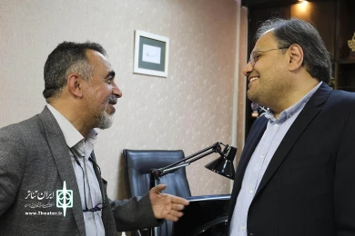 نشست هم‌اندیشی حمید نیلی با مدیران‌ سابق هنرهای نمایشی‌