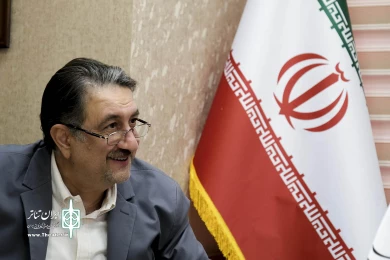 نشست هم‌اندیشی حمید نیلی با مدیران‌ سابق هنرهای نمایشی‌