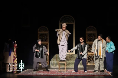 مبارک و خاتون پرده نشین