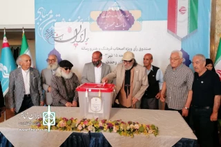 از صبح امروز در تالار وحدت؛

هنرمندان رای خود را به صندوق انداختند