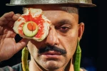 «امشب به صرف بورش و خون»