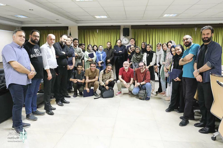 مدیرکل هنرهای نمایشی با خبرنگاران دیدار کرد 2