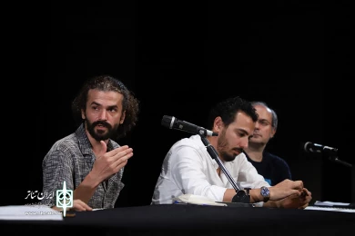 جلسه نقد و بررسی نمایش تاری