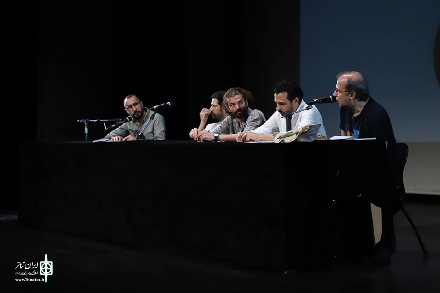 جلسه نقد و بررسی نمایش تاری
