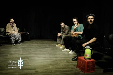 آنچه در مترو می‌گذرد یا گذشته است
