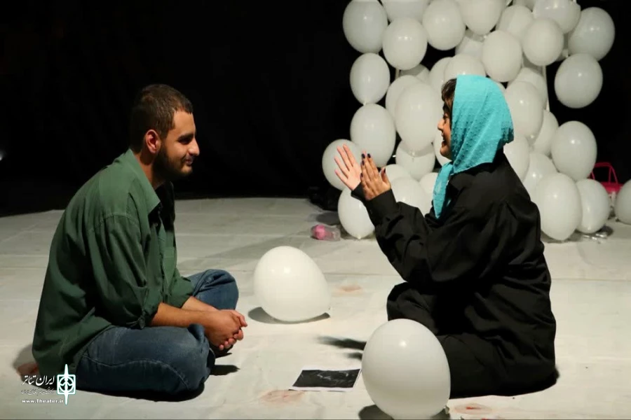 نمایش «ماه هفتم» در اراک روی صحنه رفت 2