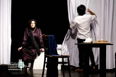 پرنده شیرین جوانی
