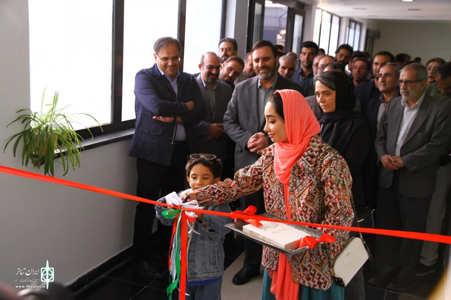آیین رونمایی از پوستر جشنواره تئاتر کودک و نوجوان همدان