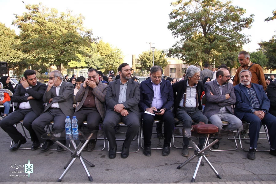 آیین رونمایی از پوستر جشنواره تئاتر کودک و نوجوان همدان