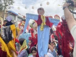 آغاز هفدهمین جشنواره تئاتر خیابانی مریوان با شادپیمایی در سطح شهر و استقبال گسترده مردم 2