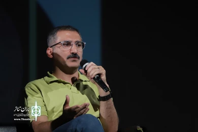 نشست نقش بازیگر در تئاتر حرفه ای