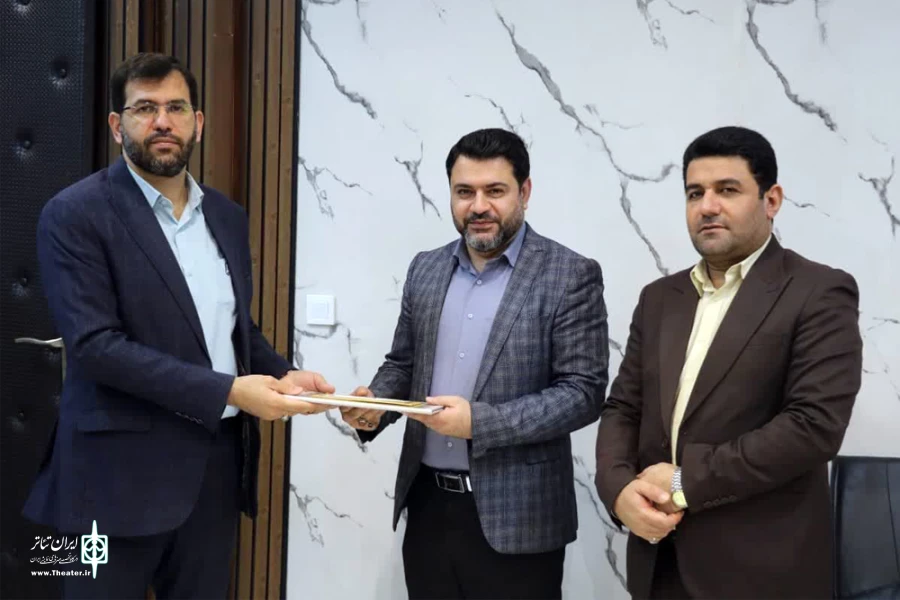 دبیر پنجمین جشنواره نمایشنامه خوانی و اجراخوانی مقاومت دزفول منصوب شد 2