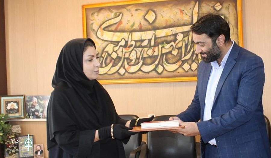 ثریا امینیان مدیرعامل انجمن هنرهای نمایشی چهارمحال و بختیاری شد 2