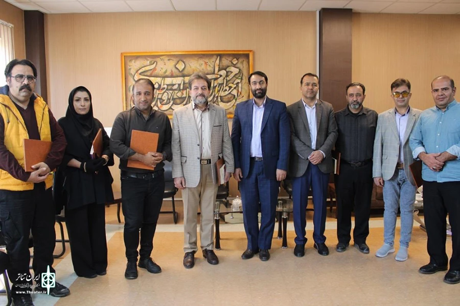 ثریا امینیان مدیرعامل انجمن هنرهای نمایشی چهارمحال و بختیاری شد 3
